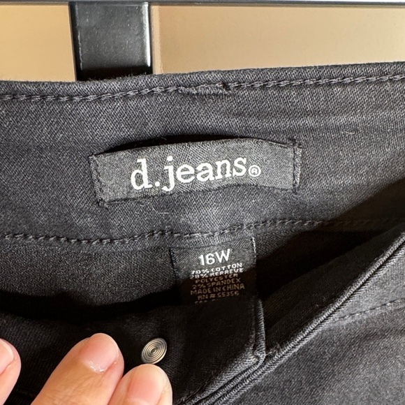 D. Jeans Black Ankle Jeans Size 16W - Picture 2 of 6